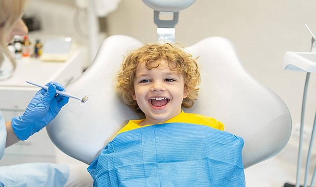 Çocuklar artık travma yaşamadan diş tedavisi olabiliyor