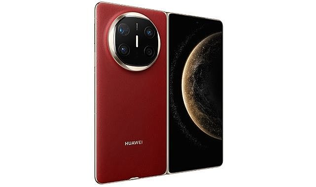 İnovasyonun sınırlarını zorlayan Huawei Mate X6 ve Watch D2 ürünleri tanıtıldı
