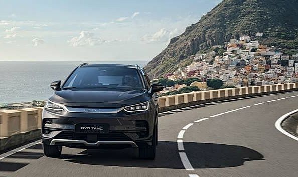 BYD'nin Amiral Gemisi TANG Türkiye'de Satışa Sunuldu