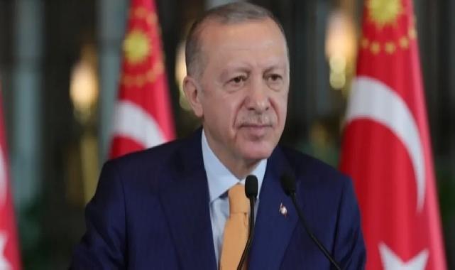 Cmhurbaşkanı Erdoğan: Şehitlerimizin aziz hatıralarını hürmetle yâd edeceğiz
