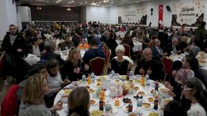 Ankara Keçiören'de Özarslan önce sporcular sonra engellilerle buluştu