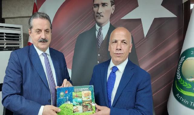 Faruk Çelik'ten Artvin Ticaret Borsası'na ziyaret
