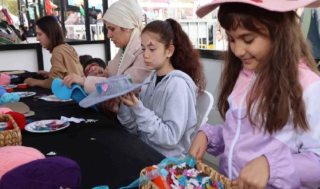 KO-MEK'te 23 Nisan coşkusu renkli şapkalara yansıdı