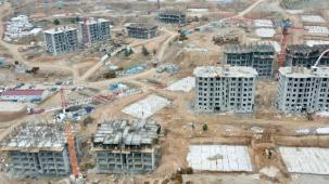 Başkan Sami Er, Akoğuz Kışlası'nda incelemelerde bulundu