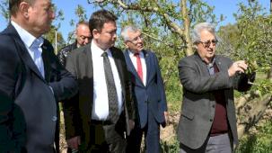 Bursa Osmangazi'de Başkan Aydın çiftçilerin yanında