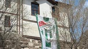 Bursaspor bayrağı Ankara Bursa Evi’nde