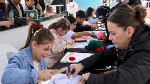 Hayal gücü iplerle hayat buluyor