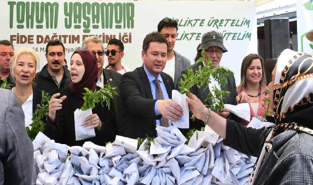Bursa'da Osmangazi Belediyesi’nden ücretsiz fide dağıtımı
