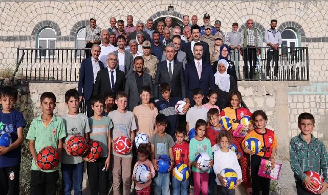 Mardin Valisi Akkoyun Mazıdağı’nda vatandaşlarla buluştu