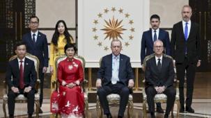 5 ülkenin büyükelçisinden Cumhurbaşkanı Erdoğan'a güven mektubu