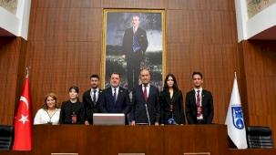 ABB Meclisi gençlere emanet