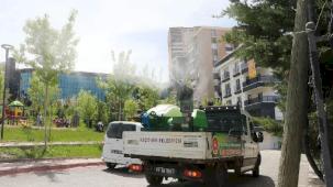 Ankara Keçiören'de ilaçlama çalışmaları hızlandı