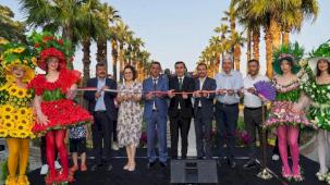 1. İzmir Balkon ve Bahçe Bitkileri Festivali başladı