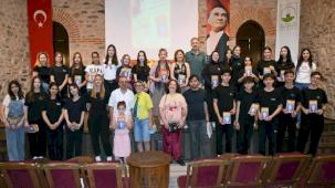 Bursa Osmangazi'de öğrencilerin gözünden Yaşar Kemal'e bakış