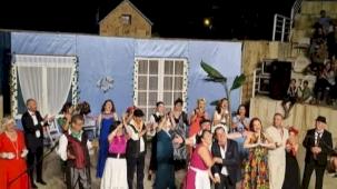Efes Selçuk'ta sanat ve dayanışma amfi tiyatro sahnesinde buluştu