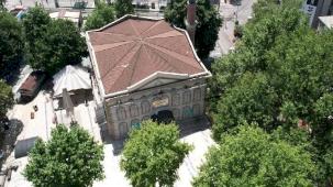 Kocaeli Büyükşehir, Fevziye Camii’nin dış cephesini yeniledi