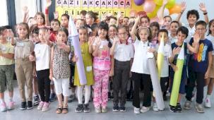 Kocaeli'de 17 noktada 25 bin 300 öğrenciye destek