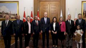 Kurtulmuş, TBMM personeliyle bayramlaştı