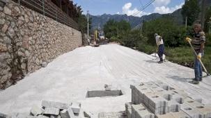 Manisa Büyükşehir’in yol yatırımları hız kesmiyor