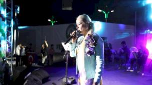 Mardin Yeşilli Kiraz Festivali'nde Niral Ünsal'dan Gazze vurgusu 