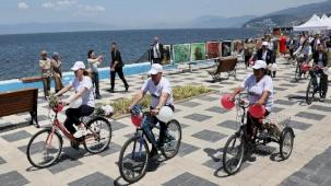'Süslü Bisikletler’in pedalları Mudanya'da temiz çevreye çevrildi