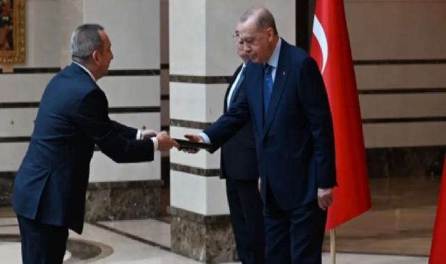 Büyükelçilerden Cumhurbaşkanı Erdoğan’a güven mektubu... Külliye'de diplomatik görüşmeler