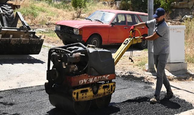 İzmir Karabağlar’da yol onarımları hız kesmiyor