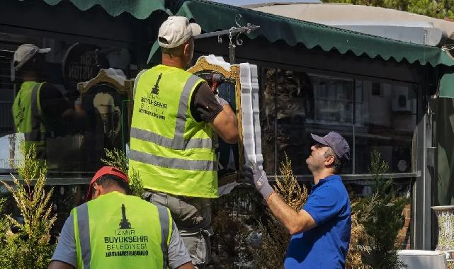 İzmir'de zabıta ve esnaf el ele... Yeşile geri dönüş başladı