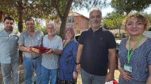 İzmit Belediyesinden gazilere saygı ziyaretleri sürüyor