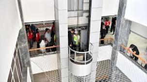 Kayseri Büyükşehir'den asansörden kişi kurtarma eğitimi