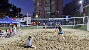 Kocaeli Gölcük’te plaj voleybolu turnuvası büyükler kategorisinde sona erdi
