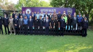 Terfi eden Kayseri polisi ödüllendi