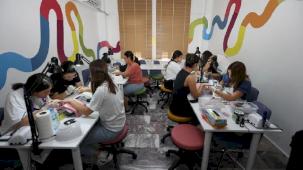 Tırnak bakım atölyesiyle kadınlar kendi işlerinin patronu olmaya hazırlanıyor