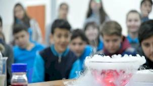 Tüpraş’tan yaz tatili için fen deneyleri önerileri