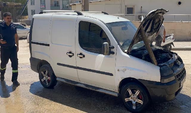 Adıyaman’da otomobil alev aldı: Beton mikseri sürücüsünden ilk müdahale