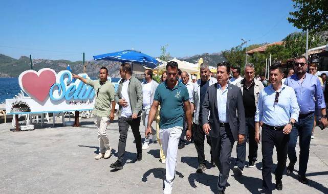 Başkan Aras Marmaris’te vatandaşlarla bir araya geldi