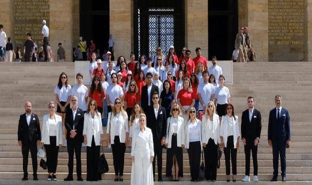 EUAVAKFI dünya gençliğini Atamızla buluşturdu
