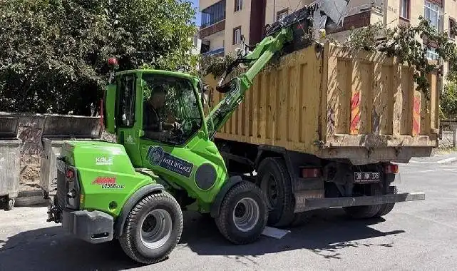 Kayseri Melikgazi'de asfalt çalışması tam gaz