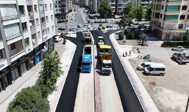 Konya Karatay'da asfalt çalışmalarına devam