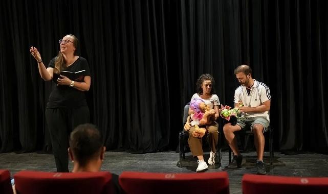 Şehir Tiyatrosu oyuncuları için kukla atölyesi düzenlendi