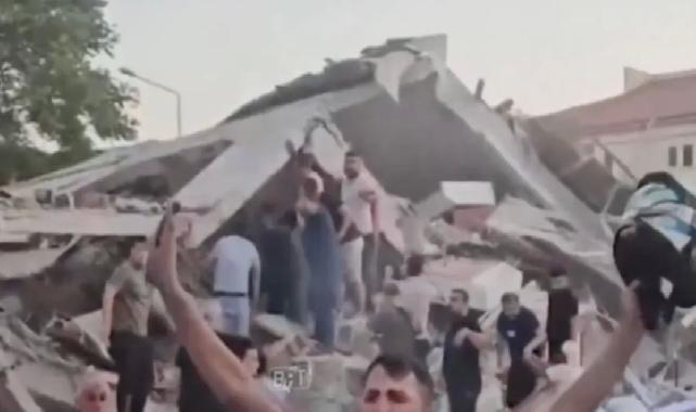 Sındırgı’da bir bina yıkıldı