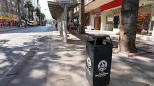 Denizli Büyükşehir çöp kutularını yeniliyor