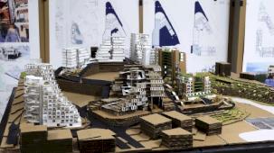 İzmir Karabağlar’da kentsel dönüşüm için yeni nesil tasarımlar sergisi açıldı