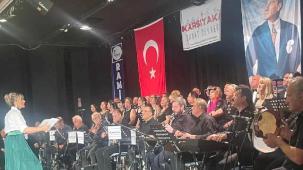 Karşıyaka Sanat Derneği’nden yeni koro