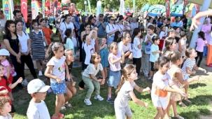 Manisa’da çocuklara Zafer Bayramı şenliği düzenlendi