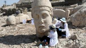 Nemrut'un heykellerine 'nano' dokunuş