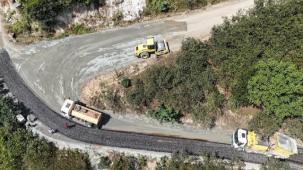 Ordu Ünye Ağıdere sakinlerinin asfalt sevinci