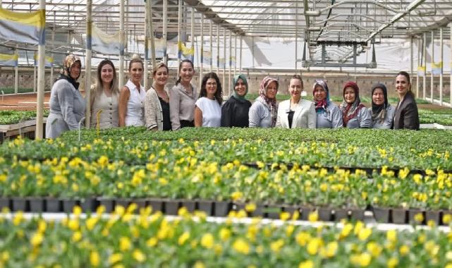 Antalya'yı kadınlar süslüyor