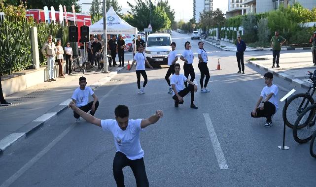 Manisa'da 'hareketlilik' sürüyor