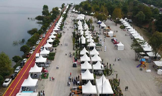 Sakarya Büyükşehir’den dev fuara ücretsiz ulaşım